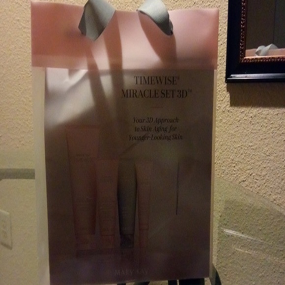 Skincare Product - coracentro.com.br display picture 3